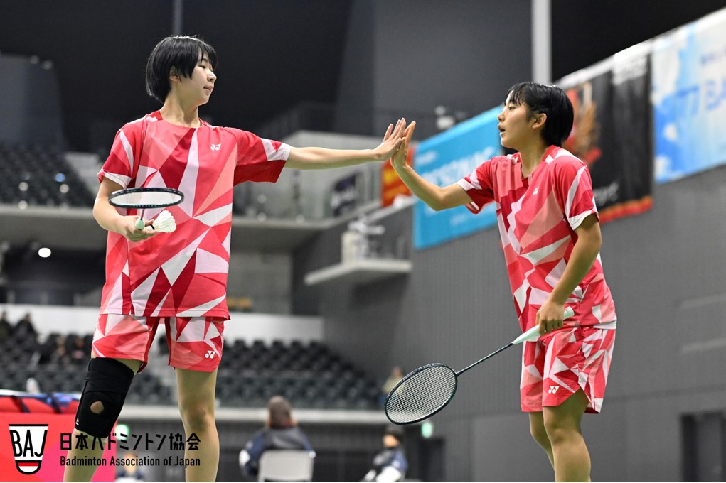 松村 柑奈（左）／冨田 琴子